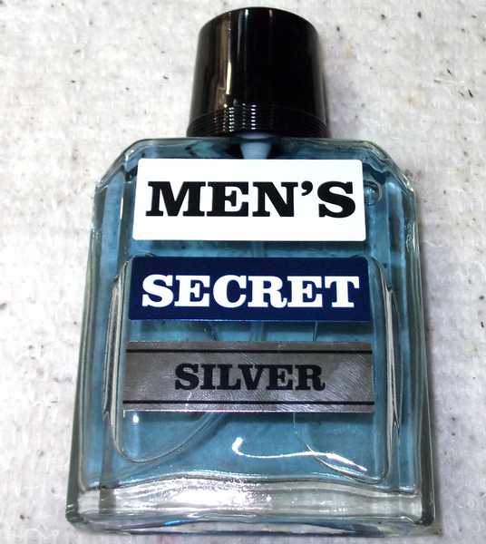 Silver secret. Менс Сильвер одеколон. Духи Mens Secret. Одеколон секрет мен. Mens Secret Silver духи.